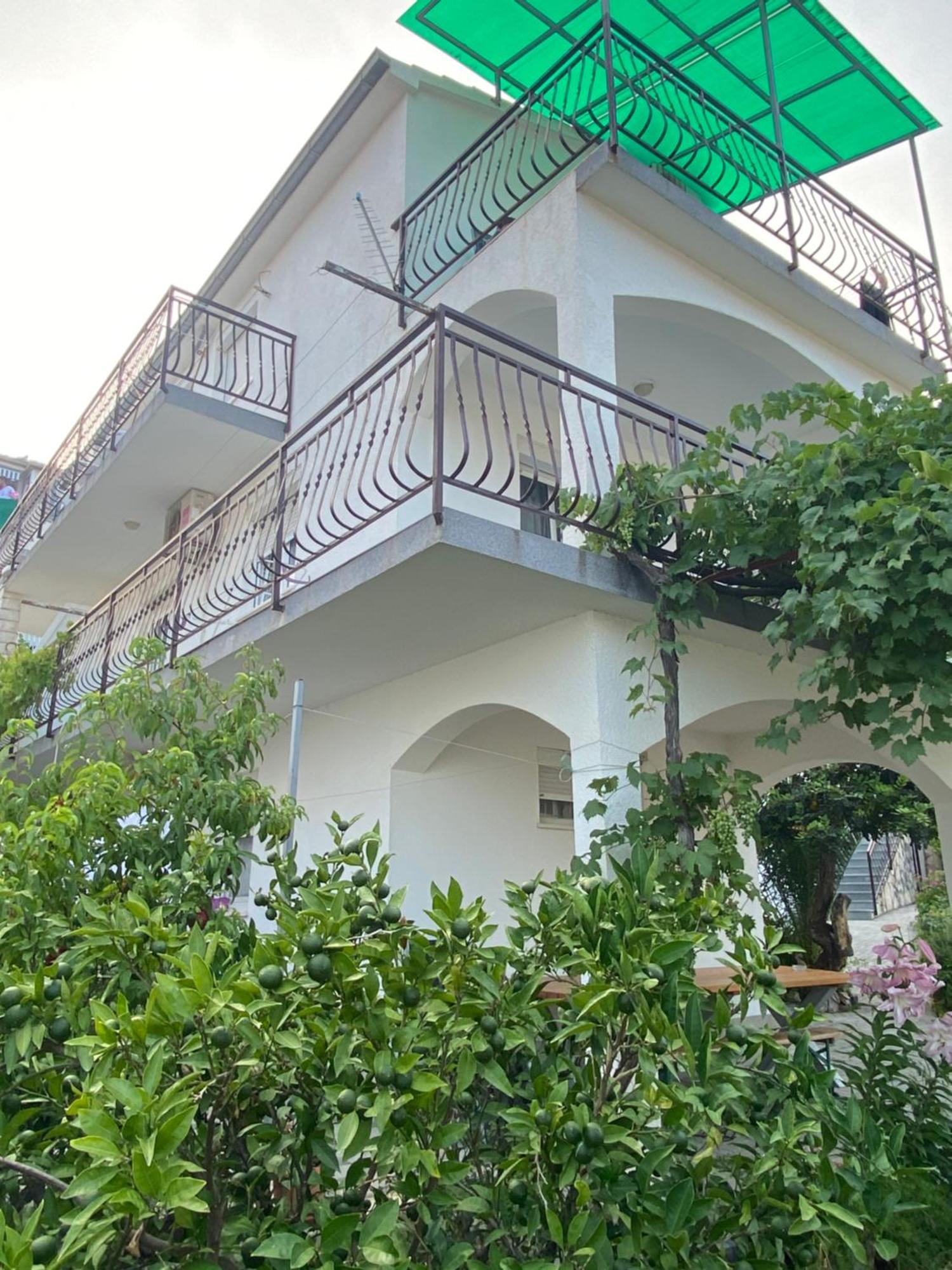 Apartments Simic Trogir Exterior photo
